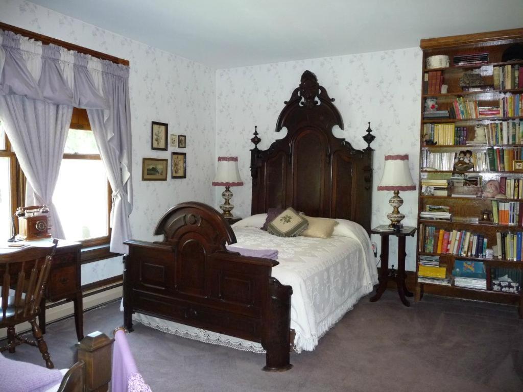 Victorian Loft Bed And Breakfast Clearfield Exterior photo
